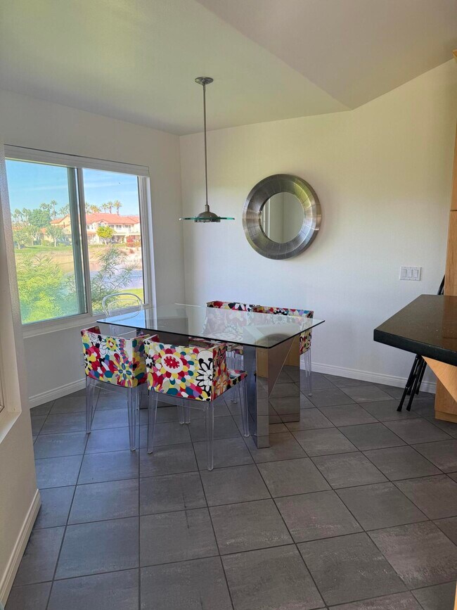 Building Photo - 78125 Crimson Ct