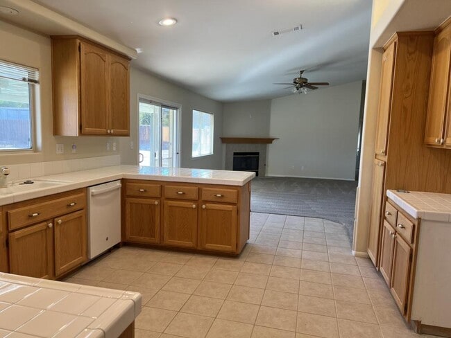 Building Photo - 25805 McLaughlin Rd