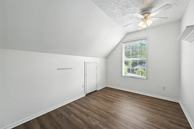 Building Photo - 508 E Sanford St
