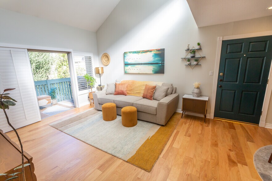 Building Photo - 5700 Etiwanda Ave