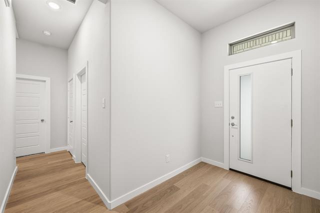 Building Photo - 405 Green Gables Dr