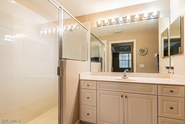 Building Photo - 10520 Amiata Way