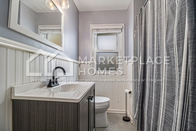 Building Photo - 612 S Dorchester Ave