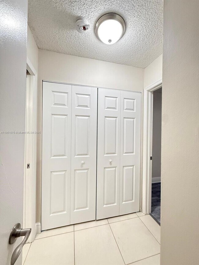 Building Photo - 12172 St.Andrews Pl