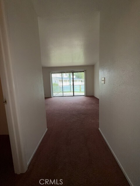 Building Photo - 10 Royale Ave