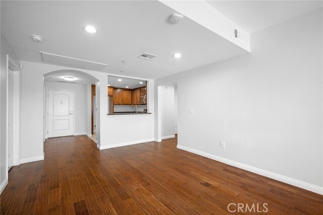 Building Photo - 6800 Corbin Ave