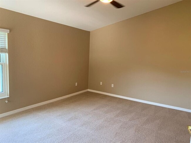 Building Photo - 5445 Shagbark Ct