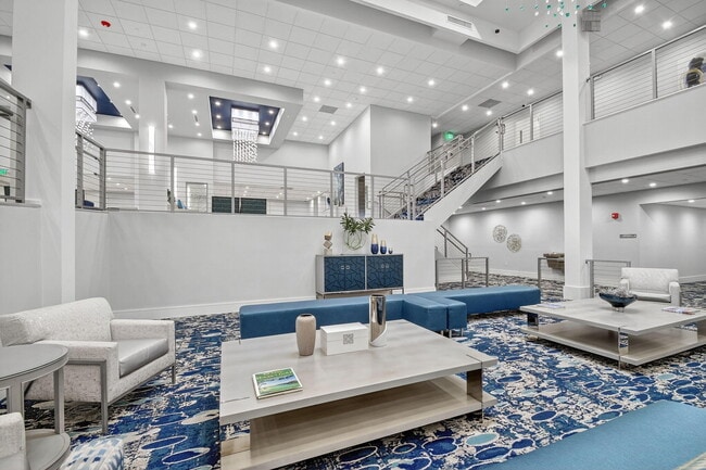 Building Photo - 7370 S Oriole Blvd