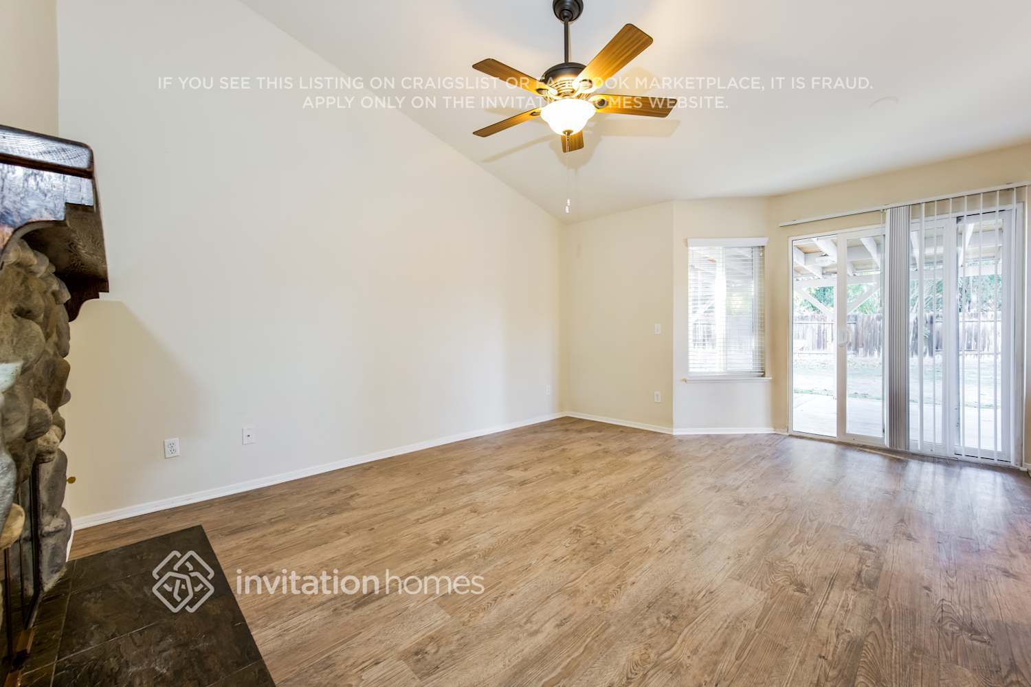 Building Photo - 3541 W Ave J 3