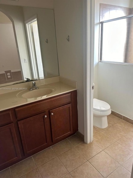 Building Photo - 12444 Emerald Creek Manor