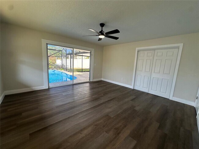 Building Photo - 1611 Canal Ct