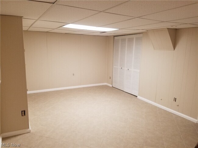 Building Photo - 1807 Higby Dr