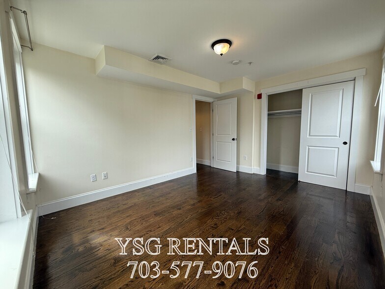 Building Photo - 2 Alleghany St