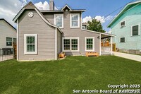 Building Photo - 811 W Kings Hwy