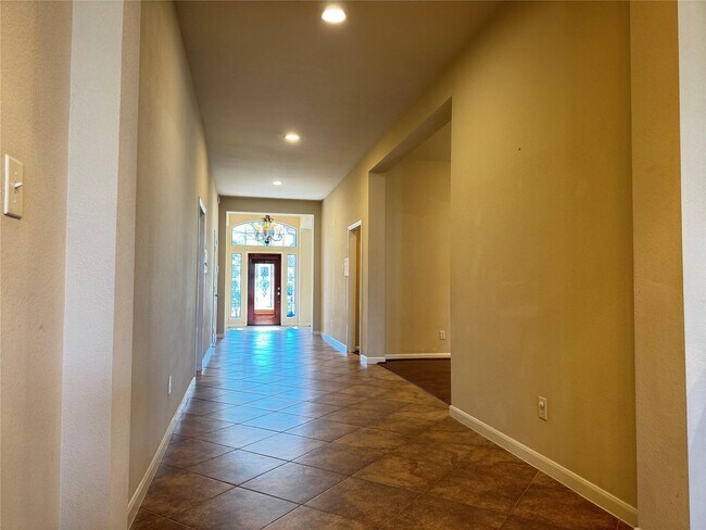Building Photo - 27926 Barberry Banks Ln