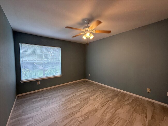 Building Photo - 2350 Bering Dr