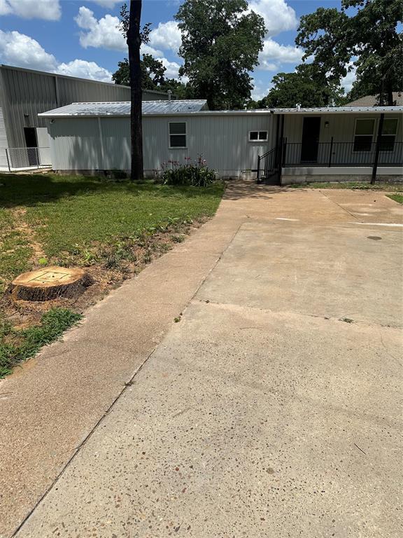 Building Photo - 29902 Kingbird Dr