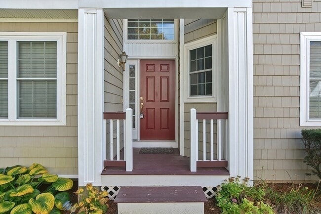 Building Photo - 123 Lordvale Blvd