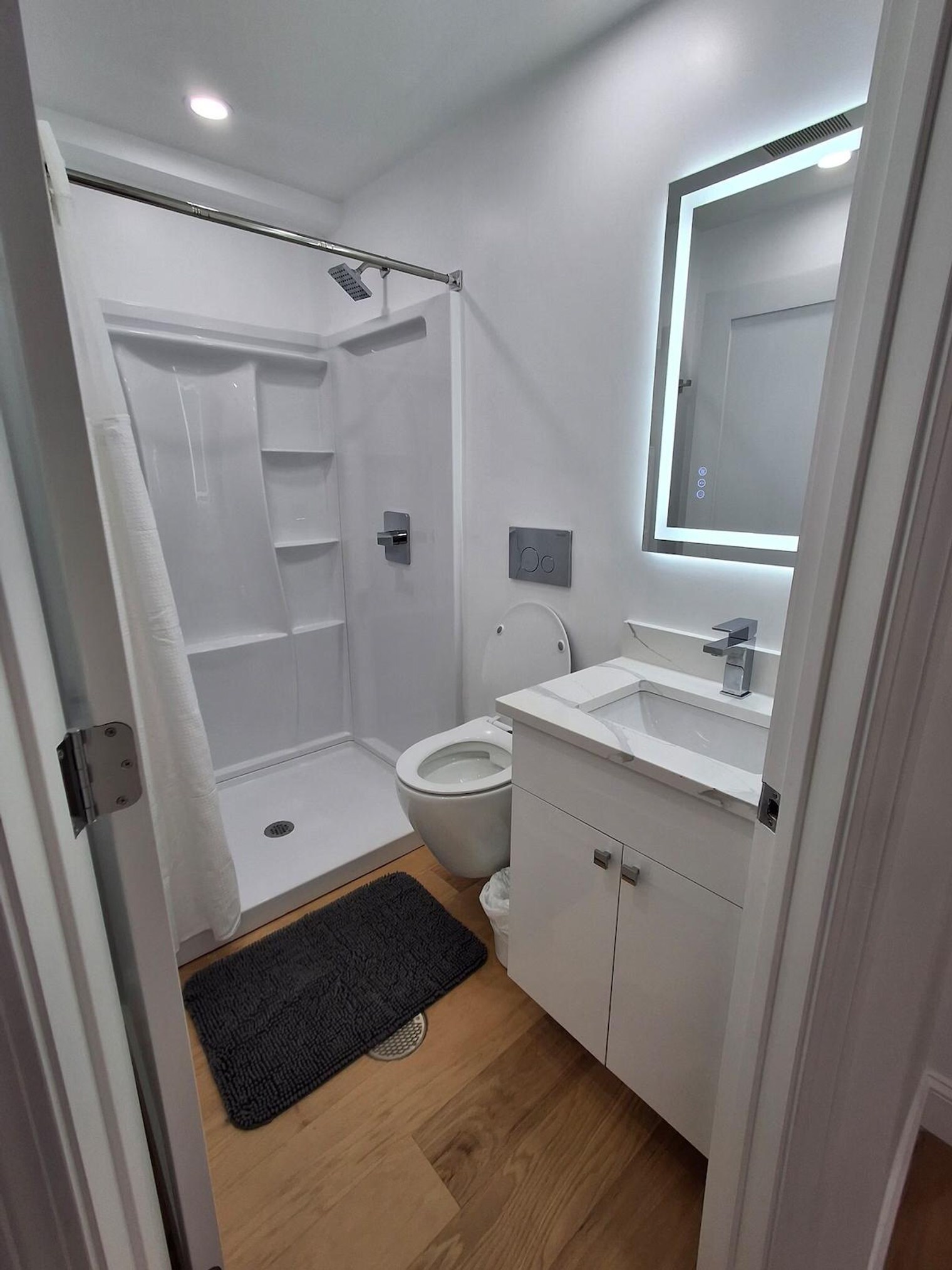 Building Photo - 17 Mt Pleasant Ave