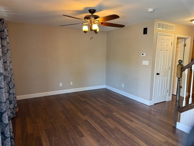 Building Photo - 911 Rolling Thunder Dr