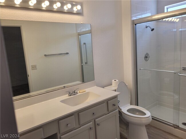 Building Photo - 9605 Sundial Dr