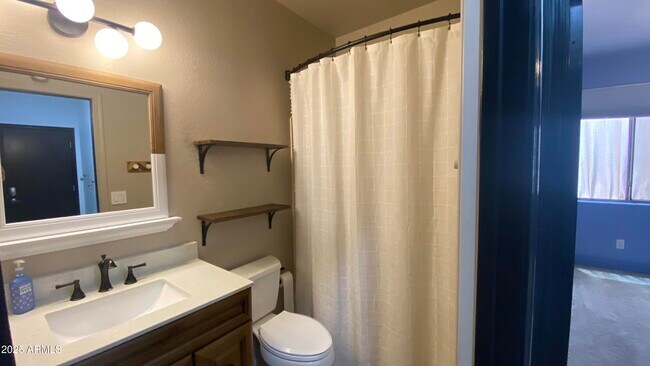 Building Photo - 39519 N White Tail Ln