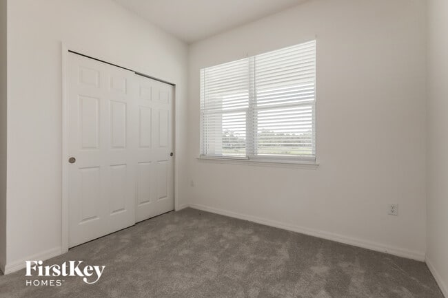 Building Photo - 105 Windsor Reserve Dr