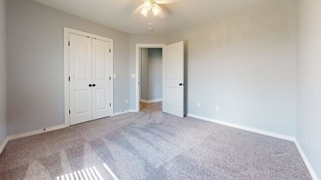 Building Photo - 12580 NE Meers Porter Hill Rd