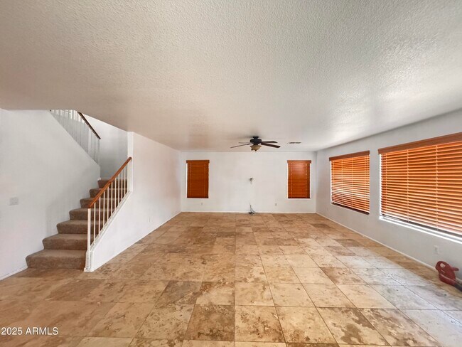 Building Photo - 41897 Colby Dr