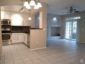 Building Photo - Beautifull Spacious 2 Bedroom 2 Bath Townh...