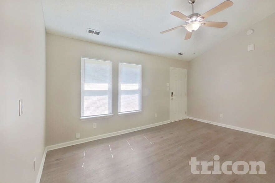 Building Photo - 1224 Settles Bridge Ct