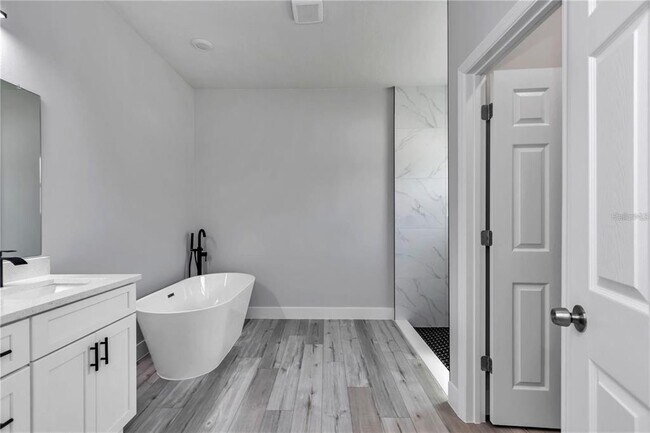 Building Photo - 3875 SW 169th Ln Rd