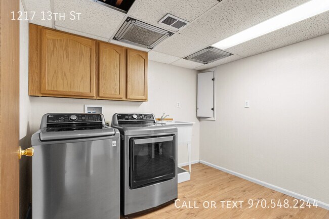 Building Photo - 1217 13th St