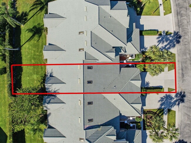 Building Photo - 1632 SW Harbour Isles Cir