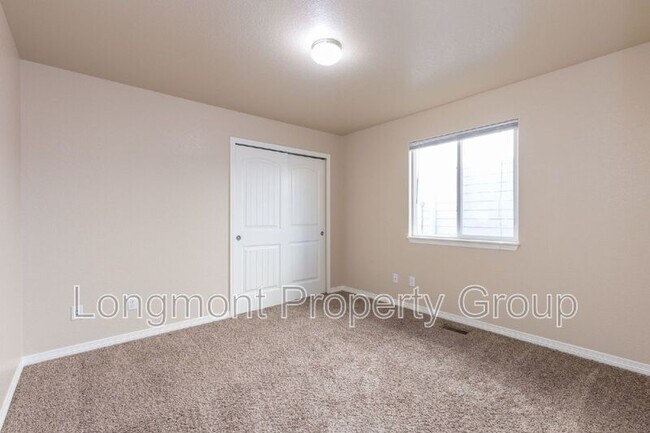 Building Photo - 2650 Bridle Dr