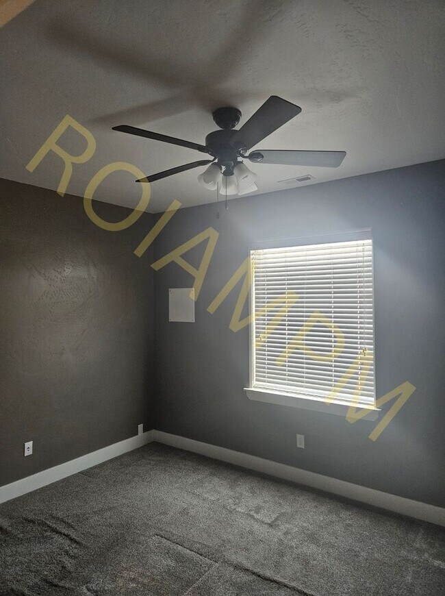 Building Photo - Spacious 3-Bed, 2-Bath Home with Bonus Room – Heyburn, ID