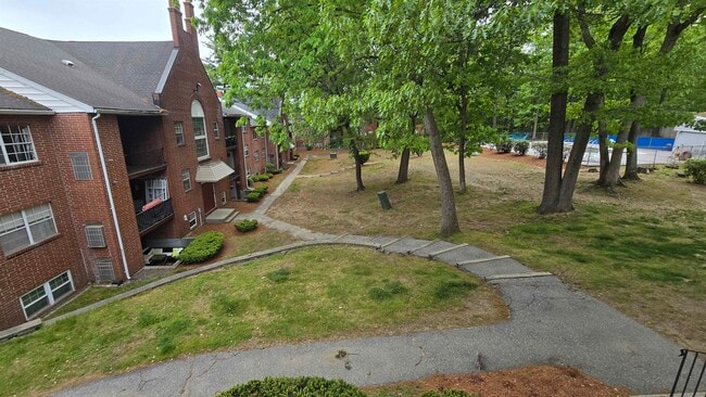 Building Photo - 6 Louisburg Square