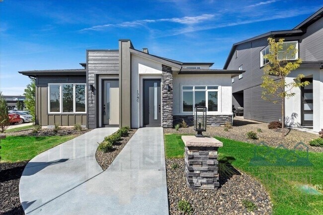 Building Photo - 1740 E State Ave