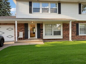 Building Photo - 9270 Courtland Dr
