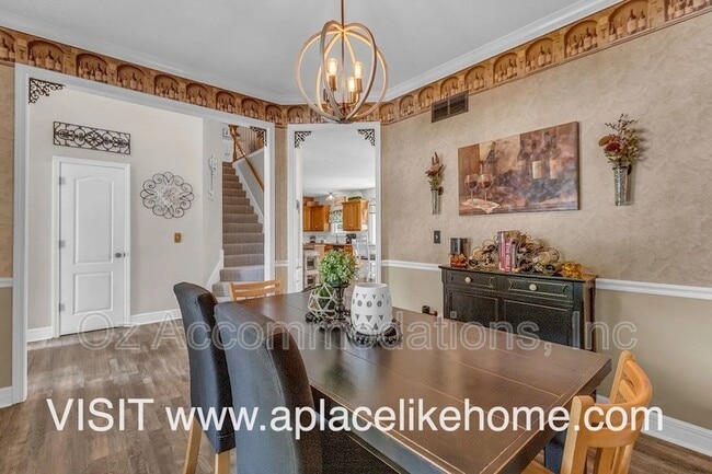 Building Photo - 13961 W 144th Ct