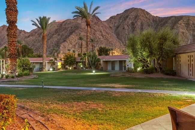 Building Photo - 45800 Pima Rd