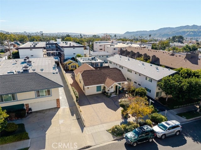 Building Photo - 630 E Cedar Ave