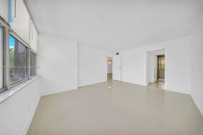 Building Photo - 3801 Environ Blvd