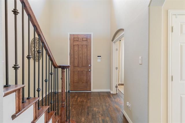 Building Photo - 2116 Chambers Dr