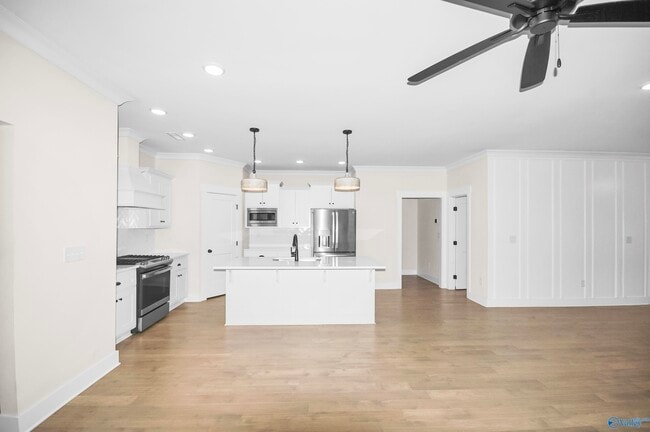 Building Photo - 65 Dylan Rd