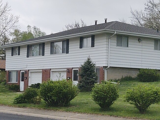 Primary Photo - 3919 N Donna Ln