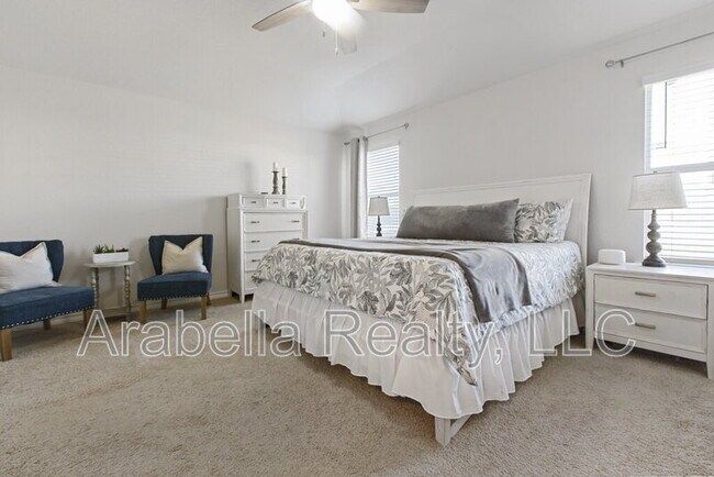 Building Photo - 955 Brown Thrasher