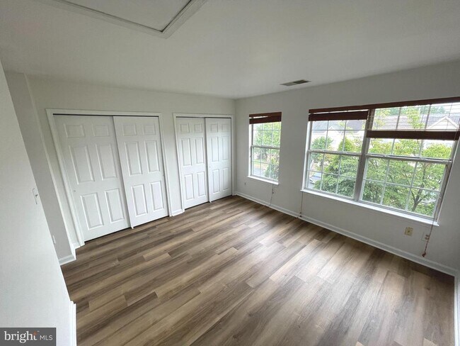 Building Photo - 14108 Autumn Cir