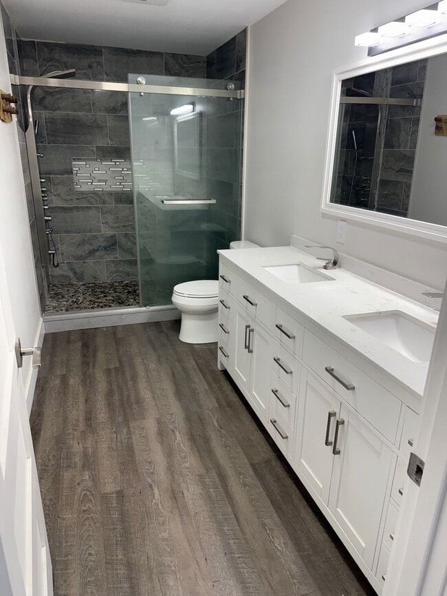 Building Photo - FABULOUS FOSTER