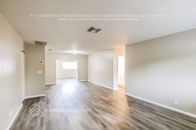 Building Photo - 6730 NW 28th Way